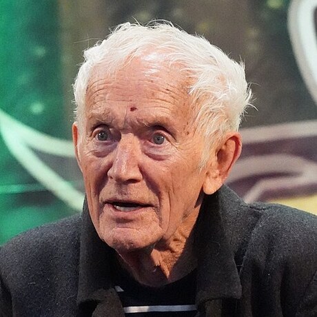 Lance Henriksen